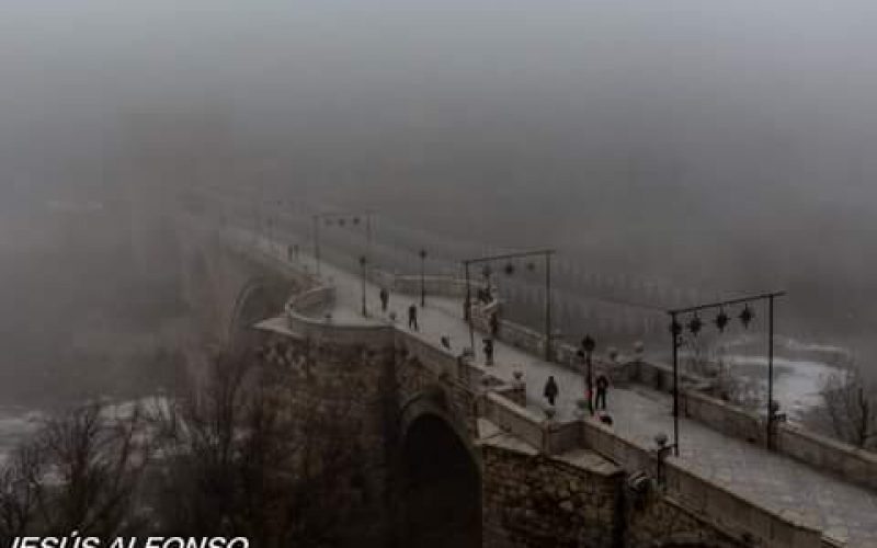 Niebla en el Puente de San Martín