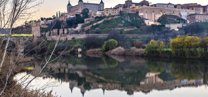 Toledo reflejado