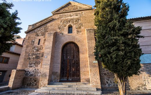 Visita de la Asociación fotografiando Toledo a la Iglesia de San Sebastián